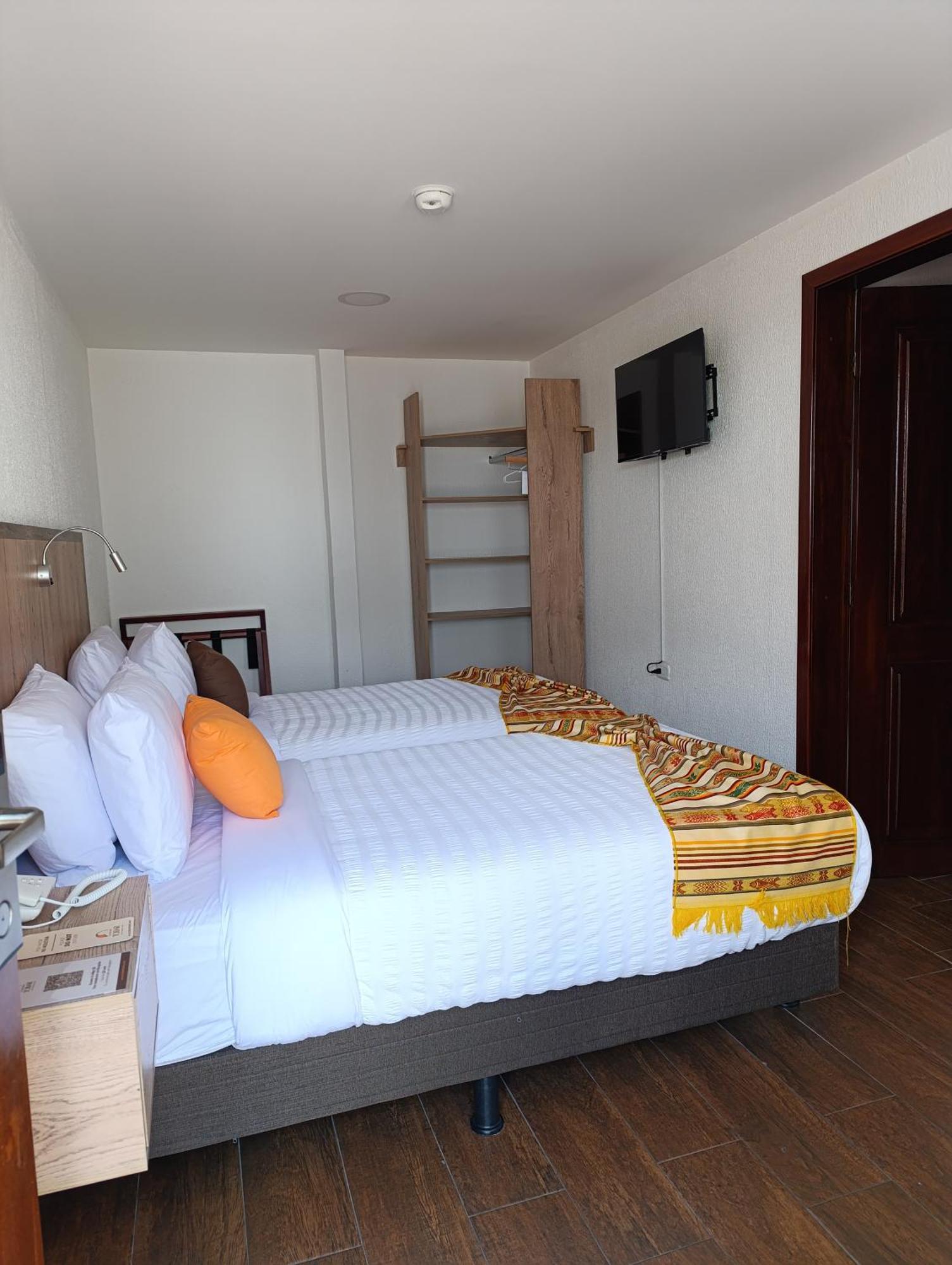 Casona Tobar Hotel Quito Buitenkant foto